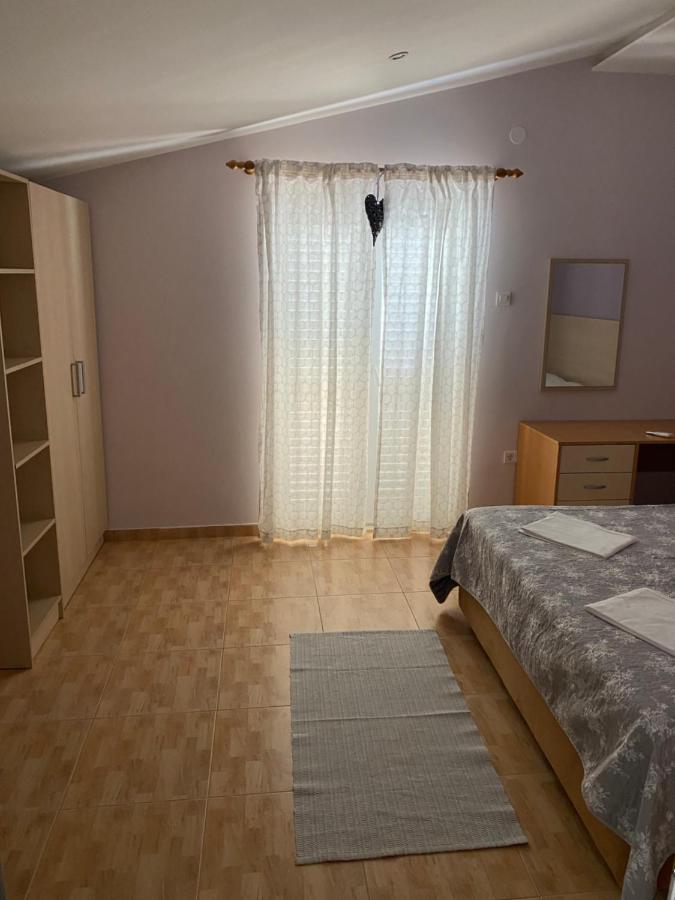 Apartments Vukovic Makarska Bagian luar foto