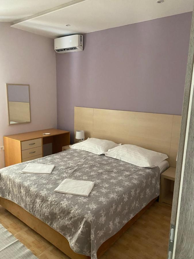 Apartments Vukovic Makarska Bagian luar foto