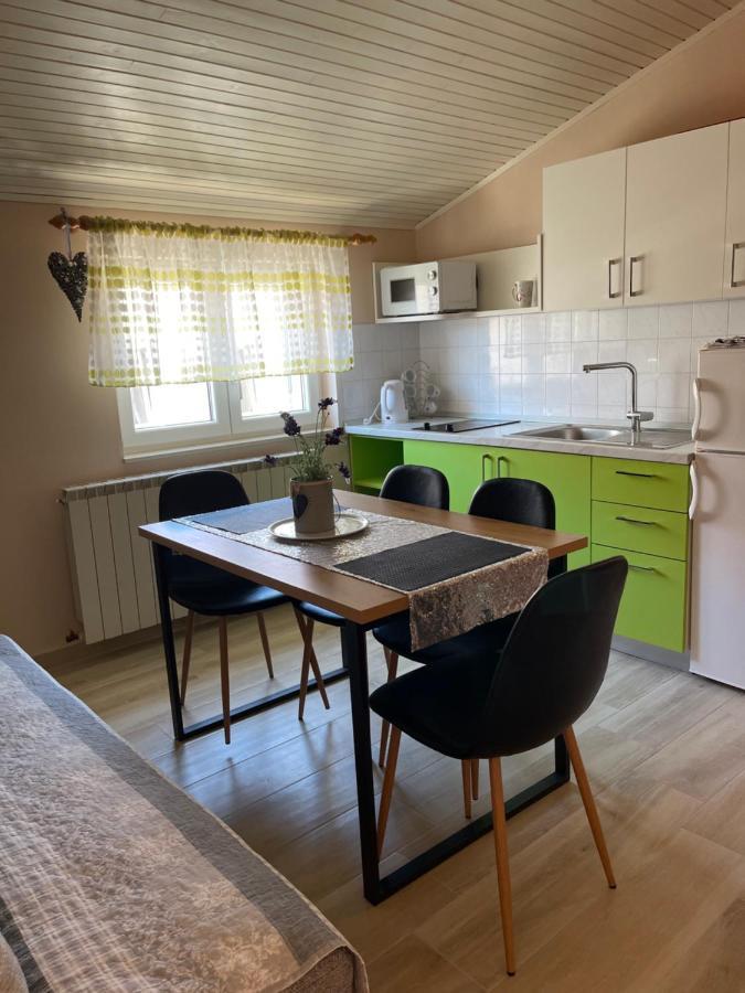 Apartments Vukovic Makarska Bagian luar foto