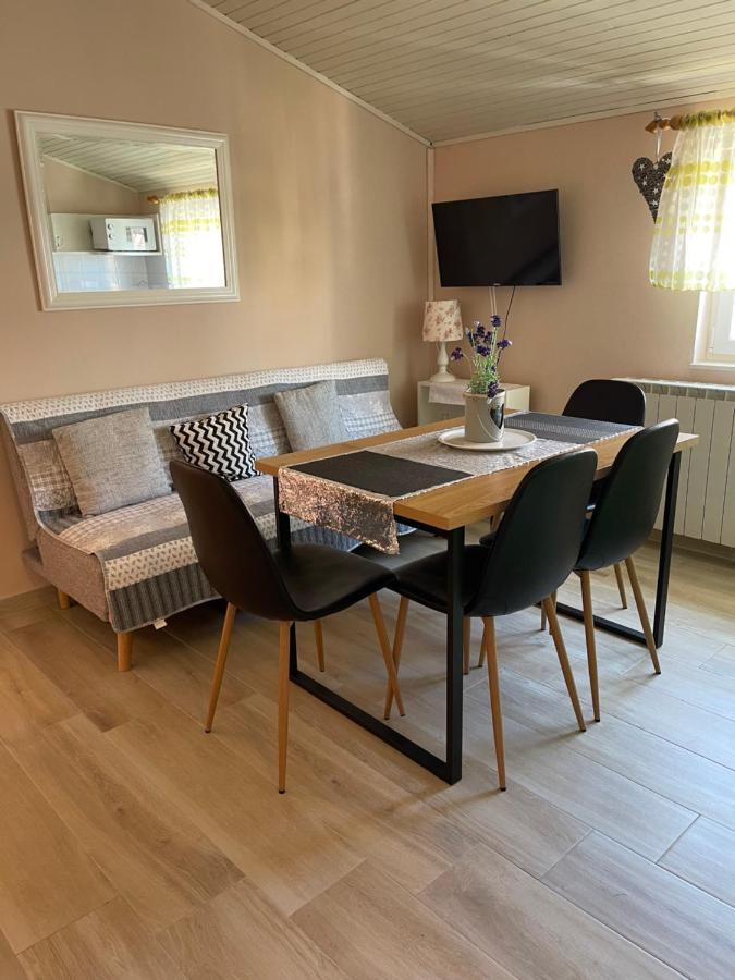 Apartments Vukovic Makarska Bagian luar foto